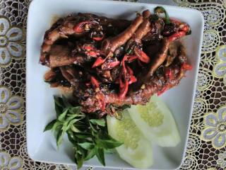 Ayam Geprek Cemplon