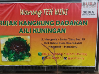 Rujak Kangkung Warung Teh Wini