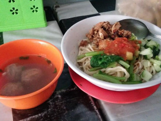 Bakso Wahyu Sukoharjo Iii