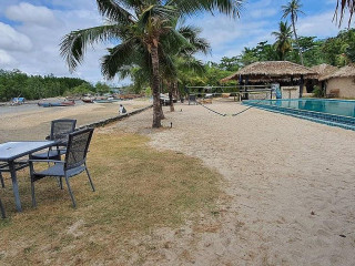 Sunset Beach Club At Coconut Island