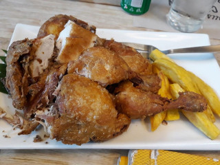 Max's Fried Chicken Nlex