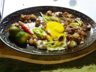 Tapsihan Sa Ilaya