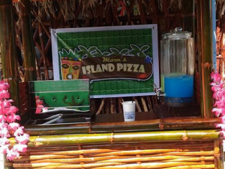 Mom's Island Pizza
