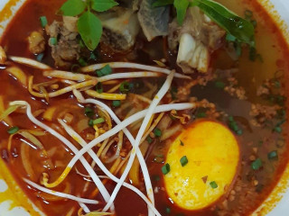 Hannah's Chaolong House