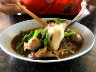 โกเหลียง ก๋วยเตี๋ยวเรือ