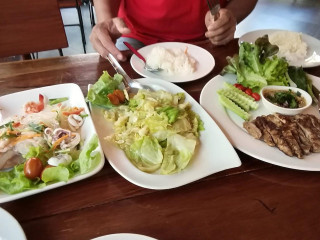 Lan Pho Cafe