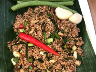 ครัวสุนทะรี Soon Ta Ree Kitchen