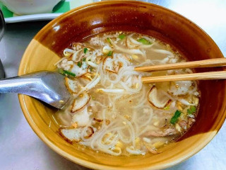 ก๋วยเตี๋ยวซอย12 สาขาอ่างศิลา