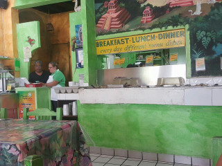 Laly's Restobar