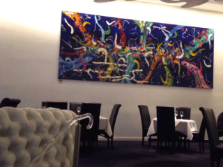restaurant image