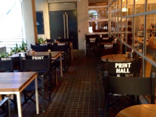 restaurant image