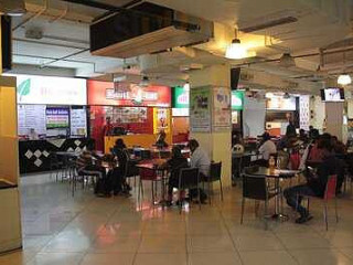 Manghalam Food Courts