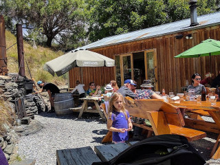 Gibbston Tavern