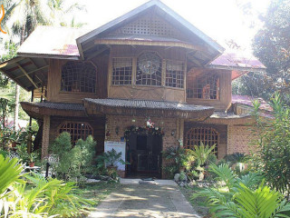 Rosewood Park And Grill