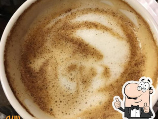 Bernitos: Bakery Cafè