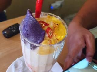 Ben's Halo Halo Candelaria Branch