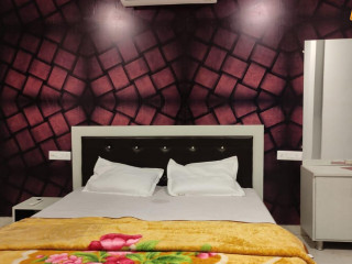 Blue Wings Rooms And