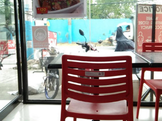 Kaps Tapsi Malhacan, Meycauayan Branch